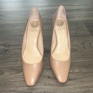Vince Camuto Tan Leather Diletta Wedge Pump, Pre-Owned